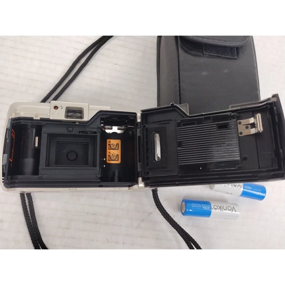 Olympus Trip 50 AF QD 35mm Point & Shoot Film Camera [Untested]